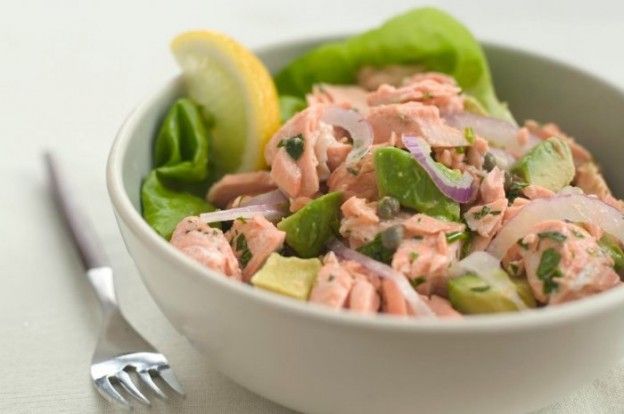 Salmon, avocado and red onion salad