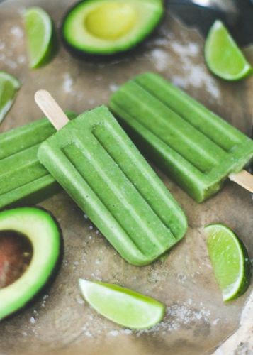 Avocado and lime popsicles