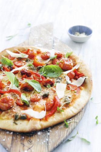 Italian: Buffalo mozzarella and tomato pizza