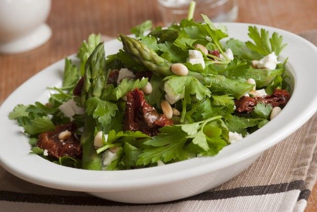 Crunchy pine nut and asparagus salad