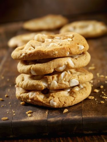 White chocolate macadamia cookies