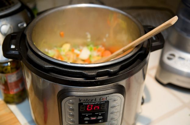 Electric Cooking Pots