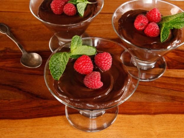 Vegan Dark Chocolate Mousse