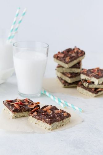 N'Oatmeal Chocolate Bacon Bars