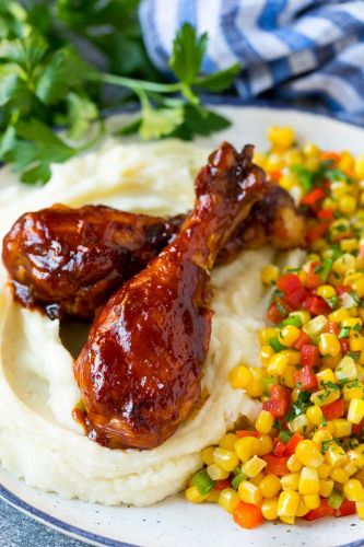 3-Ingredient Slow Cooker Chicken Drumsticks