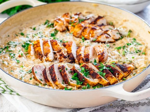 Creamy Parmesan Orzo with Chicken and Asparagus