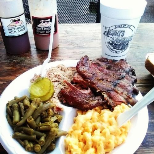 Henry's Smokehouse - Greenville, SC