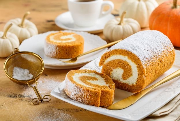 Pumpkin Cake Roll