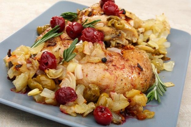 Baked chicken with cherry-olive relish