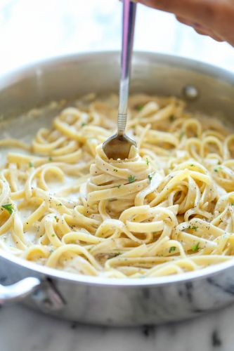 One-Pot Garlic Parmesan Pasta