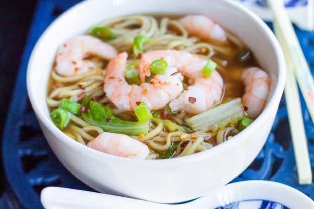 Quick Chinese Shrimp Noodle Soup