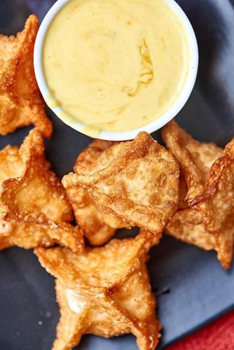 Cheese Wontons with Honey Mustard Dipping Sauce