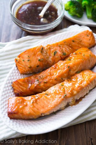 Garlic Honey Ginger Glazed Salmon with Broccoli