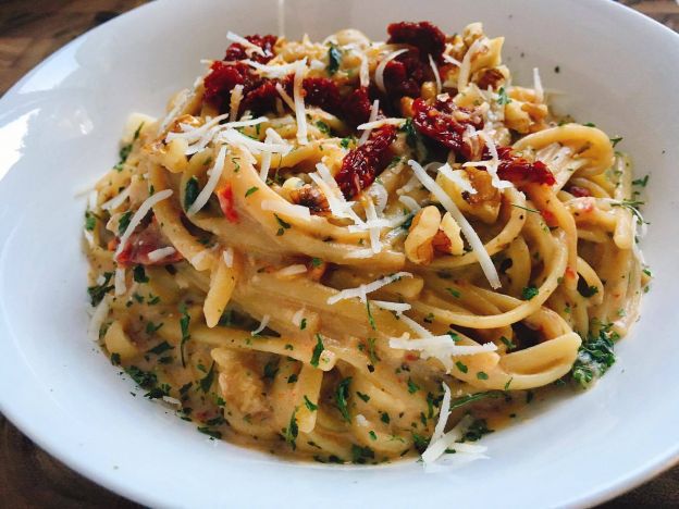 Sun-Dried Tomato And Walnut Linguine