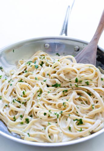 Skinny Fettuccine Alfredo