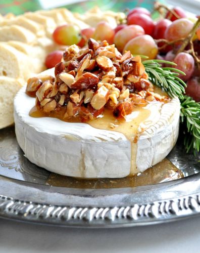 Honey Almond Baked Brie