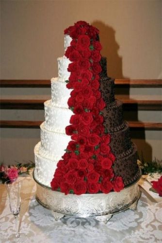 FUN, Quirky Wedding Cakes