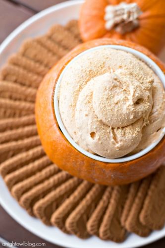 Pumpkin pie cheesecake dip