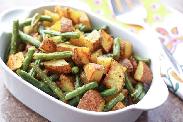 Turmeric Roasted Potatoes with Green Beans