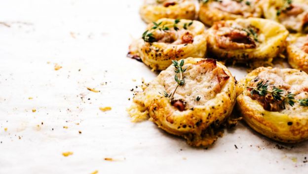 Mini Ham and Cheese Croque Monsieur Puff Pastry Tarts