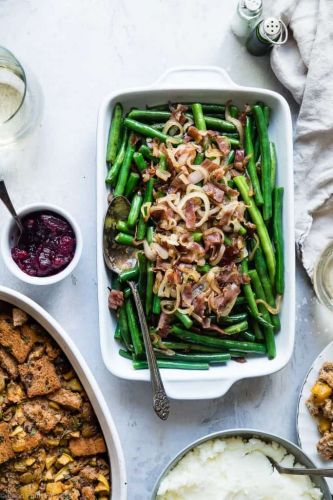 Easy Sauteed Fresh Green Beans with Crispy Prosciutto