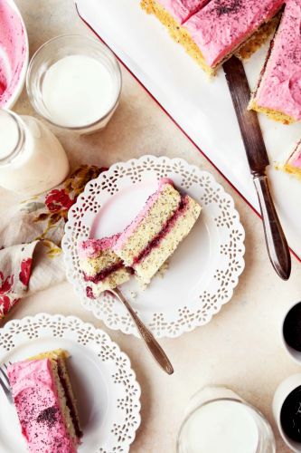 Raspberry Lemon Poppy Seed Snacking Cake