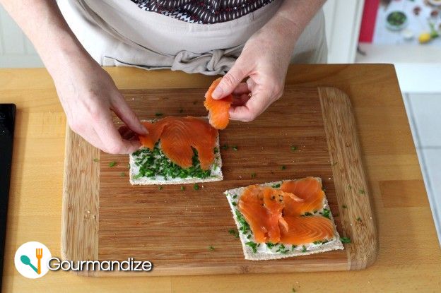 Mini Smoked Salmon Rolls with Cream Cheese & Chives