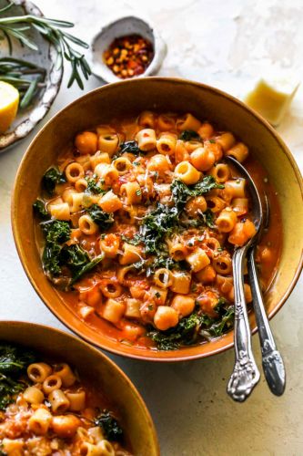 Pasta e Ceci (Italian Pasta and Chickpea Stew