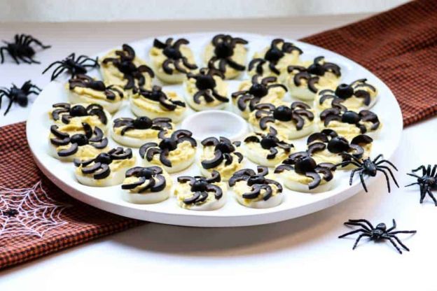 SPOOKY SPIDER DEVILED EGGS