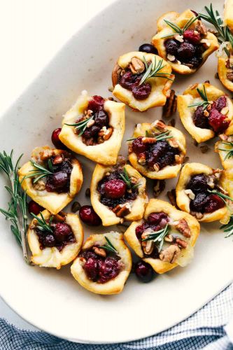 Cranberry Pecan Brie Bites