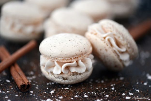 Eggnog Macarons