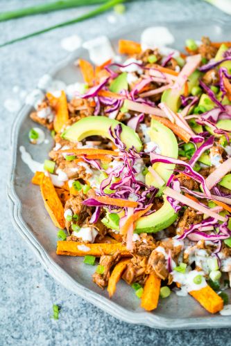 LOADED SWEET POTATO FRIES WITH BBQ JACKFRUIT & RED CABBAGE APPLE SLAW