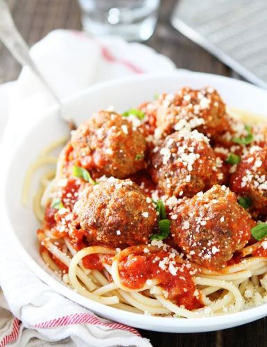 Spaghetti & Meatballs