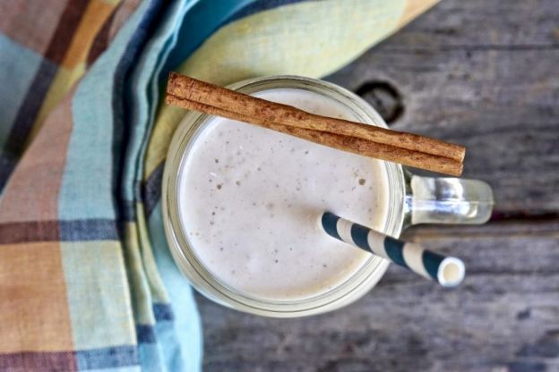 Pear Oat Almond Smoothie