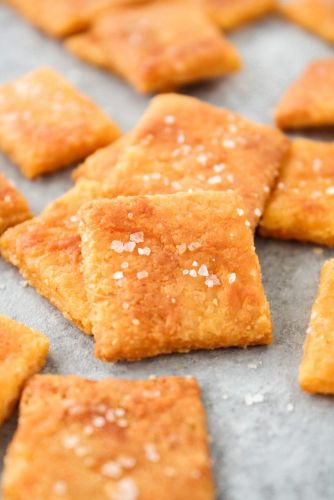 Low-Carb Cheez-Its