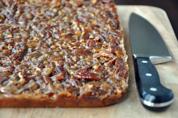 Pecan pie bars