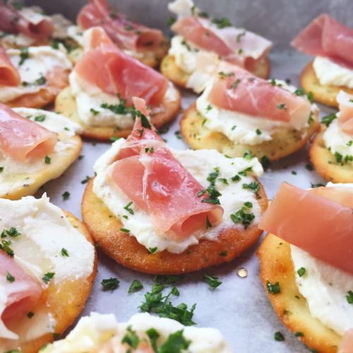 Ricotta And Prosciutto Cracker Appetizer