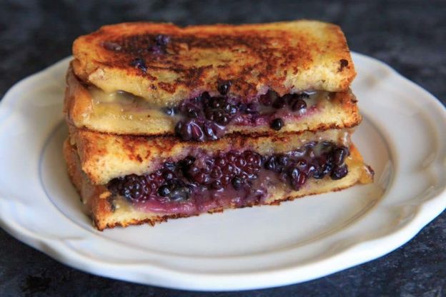 Blackberry Brie Grilled Cheese