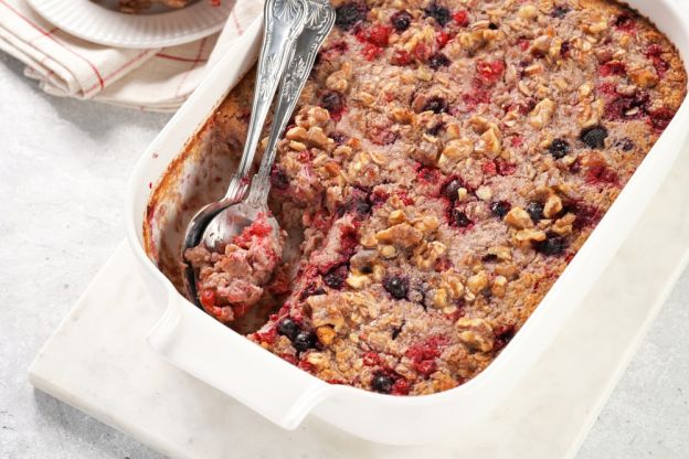 Baked Berry Oatmeal Casserole