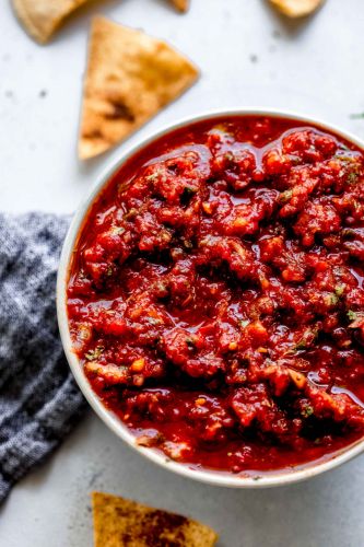 5-Minute Chipotle Salsa