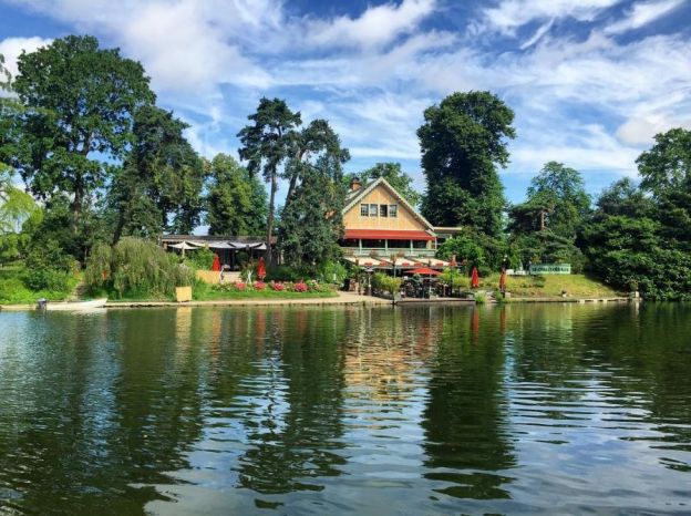 Le Chalet Des Iles - Paris, France