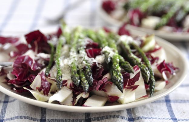 Asparagus salad