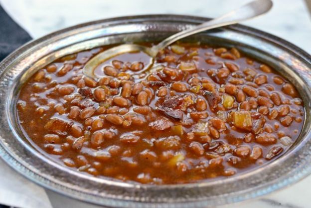 5-Ingredient Barbecue Bacon Baked Beans