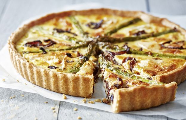 Asparagus quiche