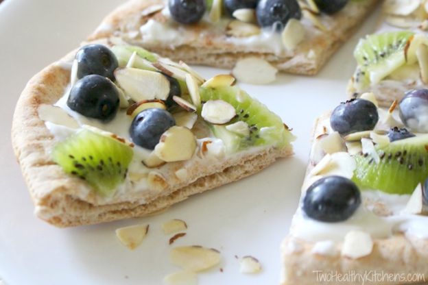 No-Bake Fruit “Pizzas”