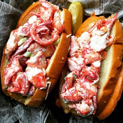 Best Southeastern Lobster Roll: DJ's Clam Shack (Key West, Florida)