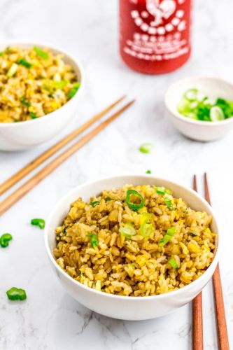 Super Easy 5 Ingredient Egg Fried Rice