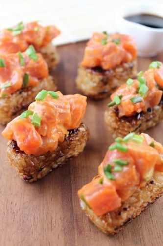 Spicy Tuna Crispy Rice Cakes