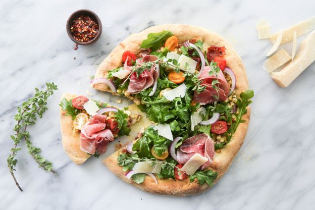 Sweet Corn Prosciutto & Arugula Pizza