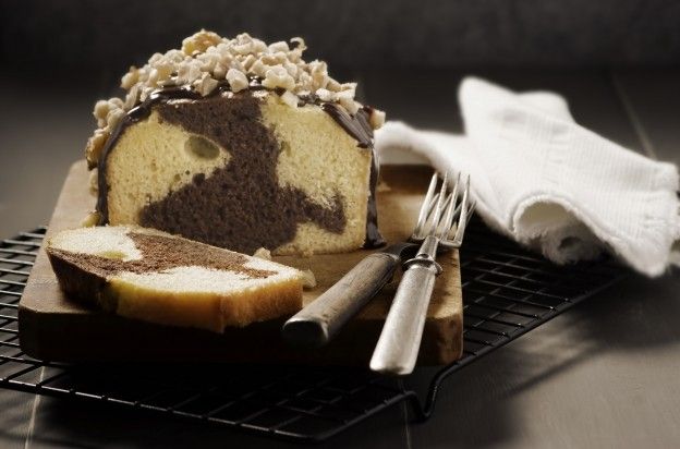 Chocolate marble cake